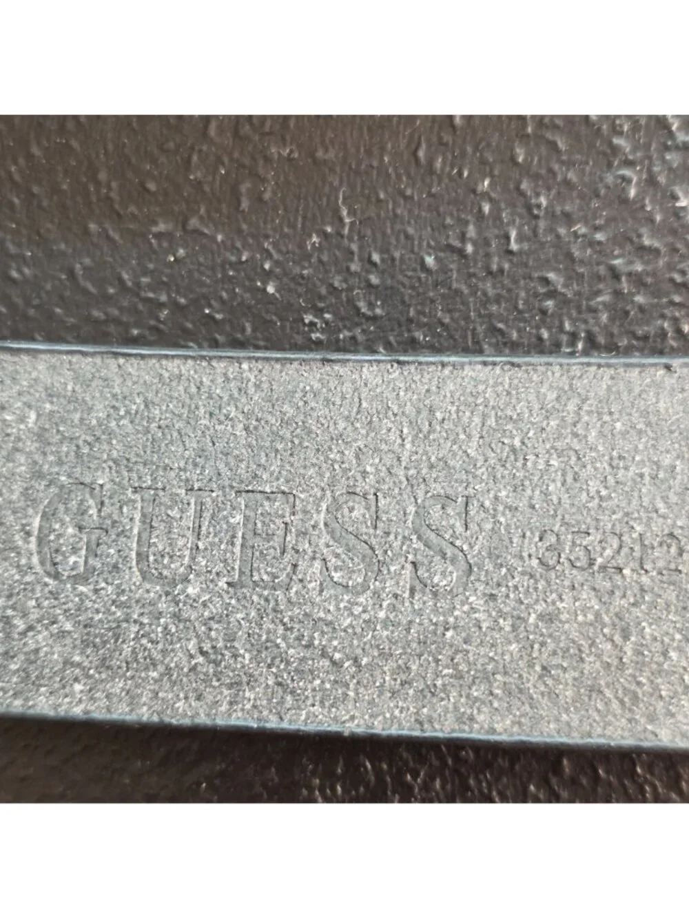 Guess Black Genuine Leather G Logo Plaque Belt Silver Buckle Size 38 Casual Mod